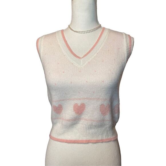 Adorable Unbranded Heart Sweater Vest - Picture 1 of 2